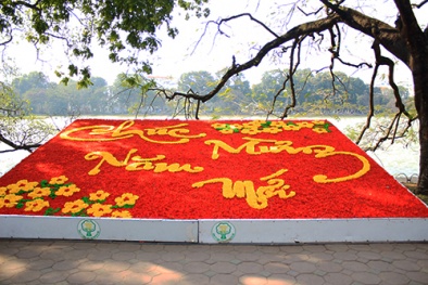 Hà Nội lung linh đón Tết